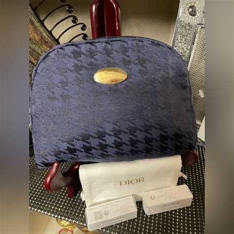 Unbranded DIOR